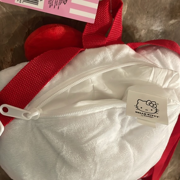 Hello Kitty backpack - Picture 7 of 7